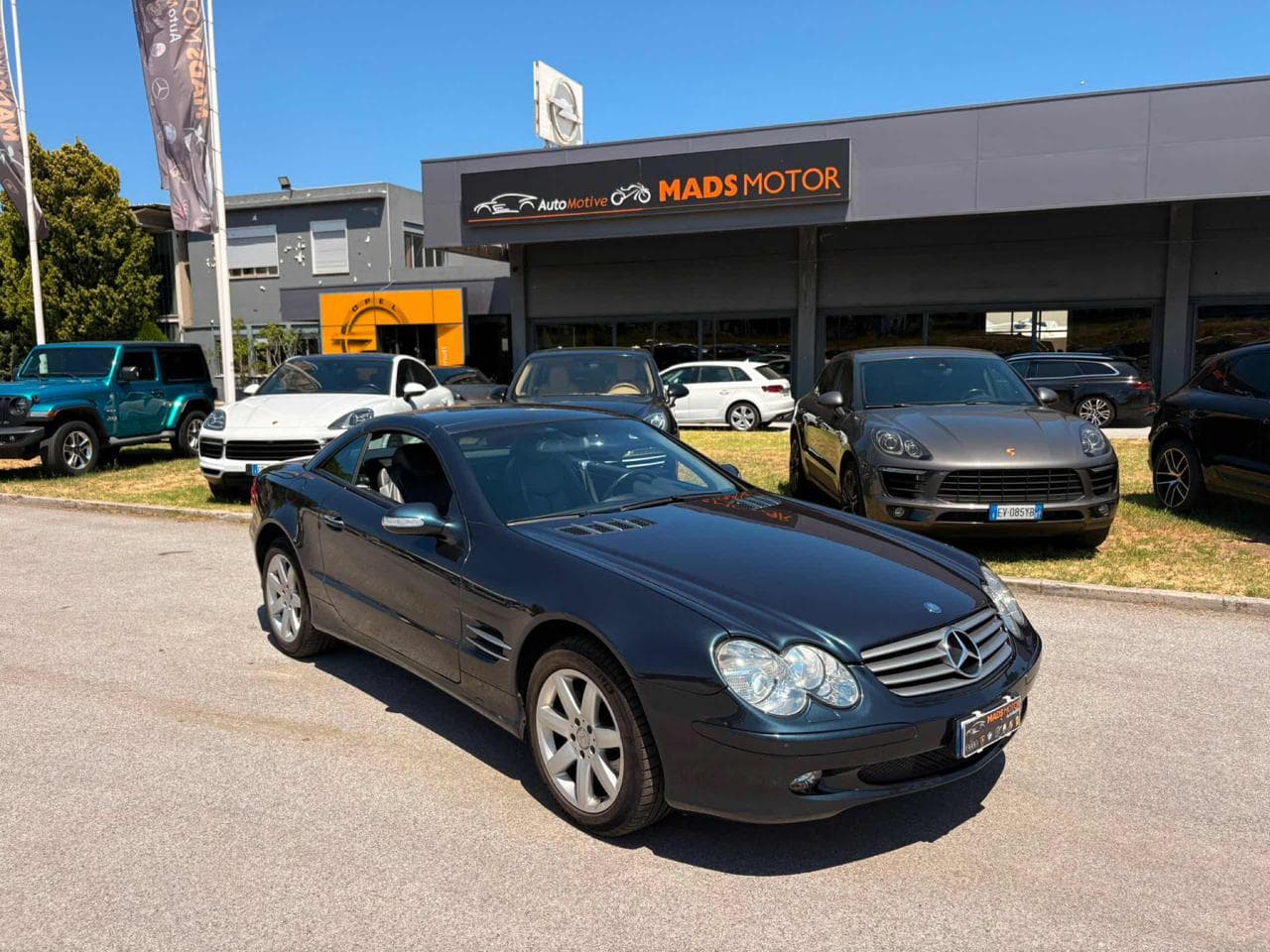 MERCEDES — vista principale