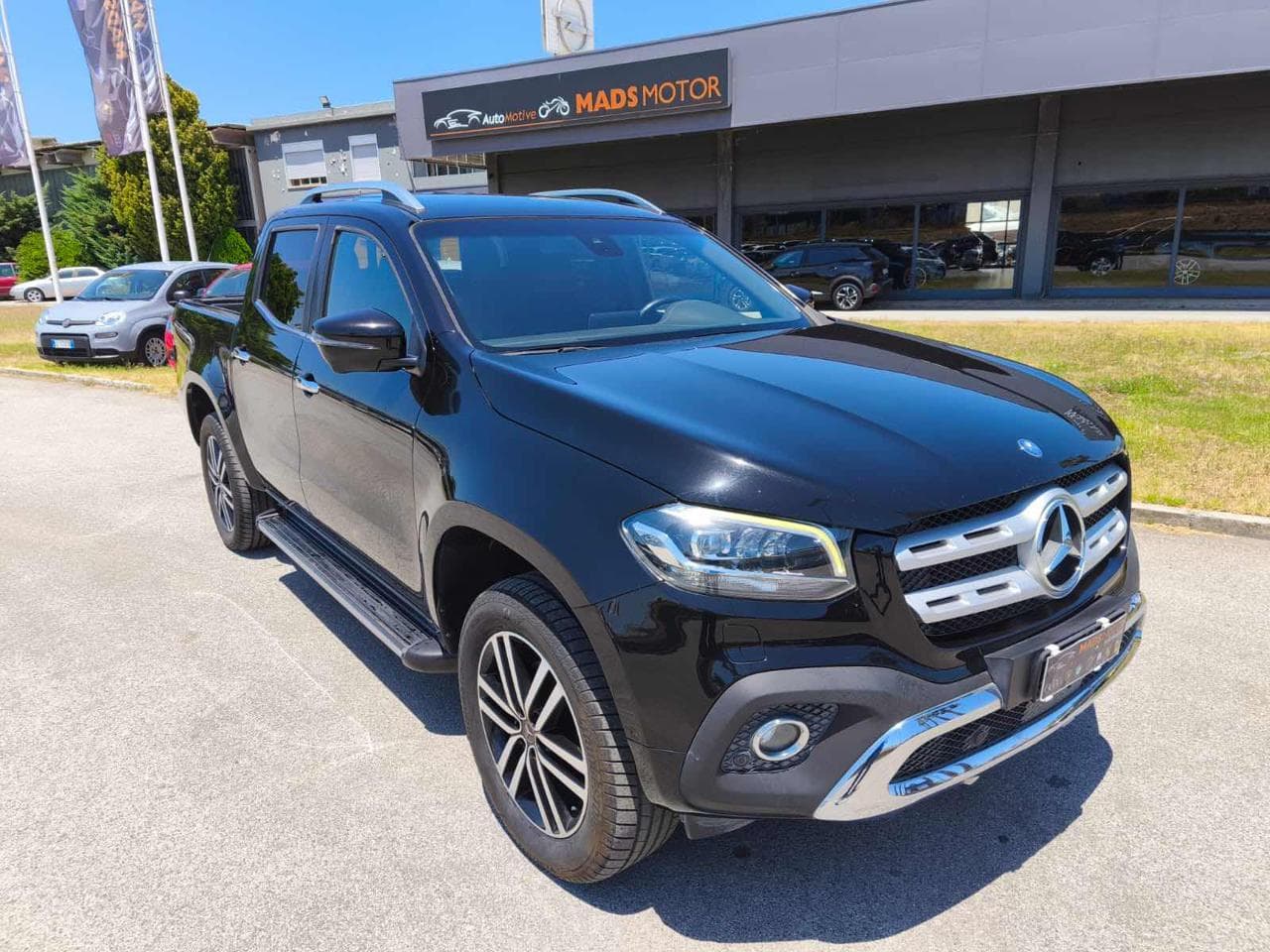 MERCEDES — vista principale