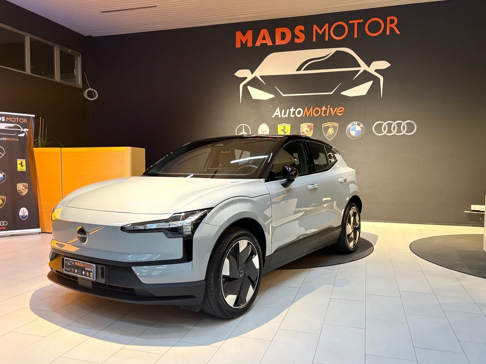 Volvo EX30